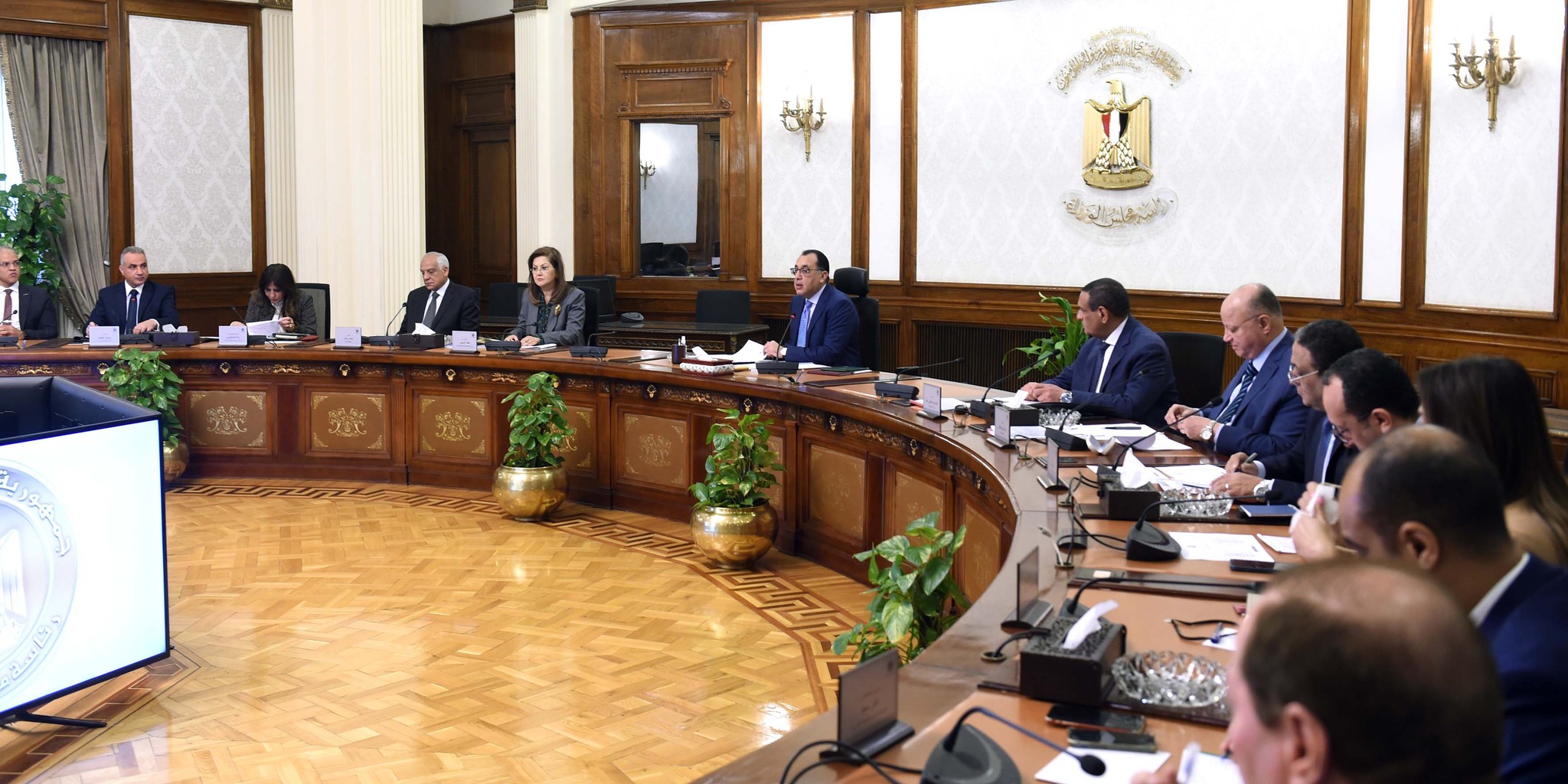 رئيس الوزراء يتابع جهود الاستفادة من أصول الدولة على نهر النيل بالقاهرة والجيزة